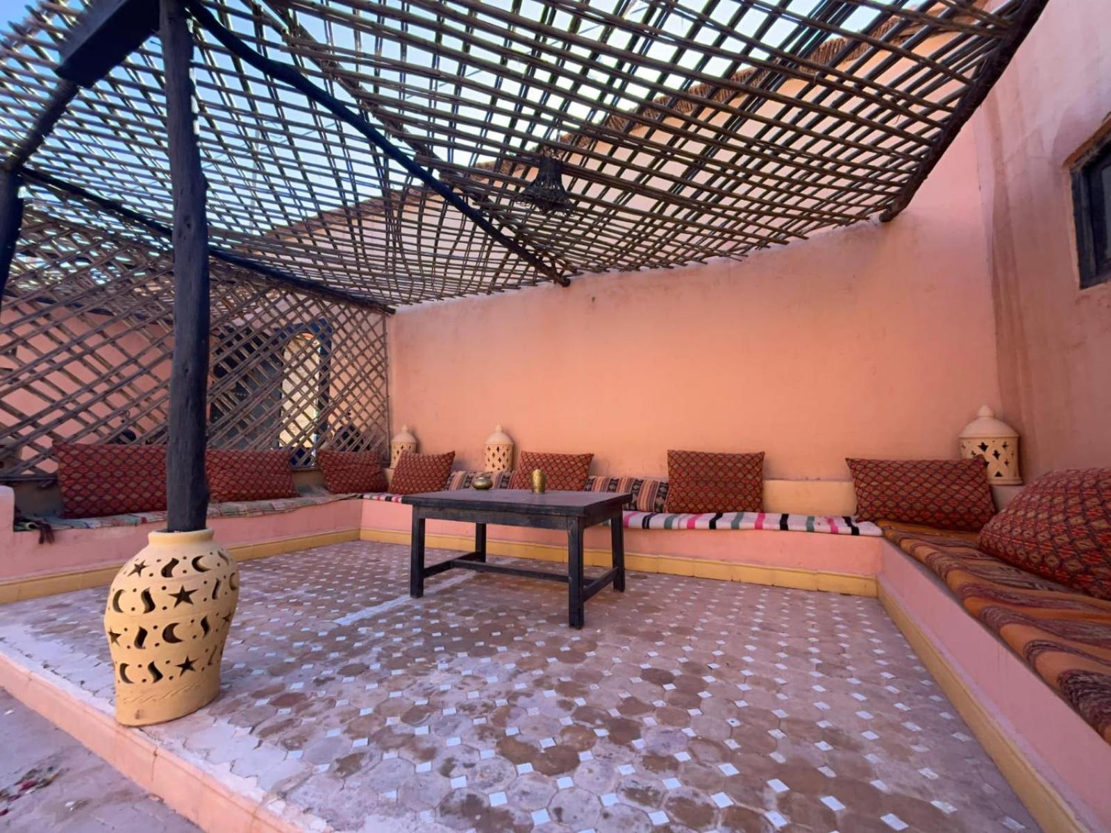 Gite D'Etape Nomade Tajda Ngoại thất bức ảnh